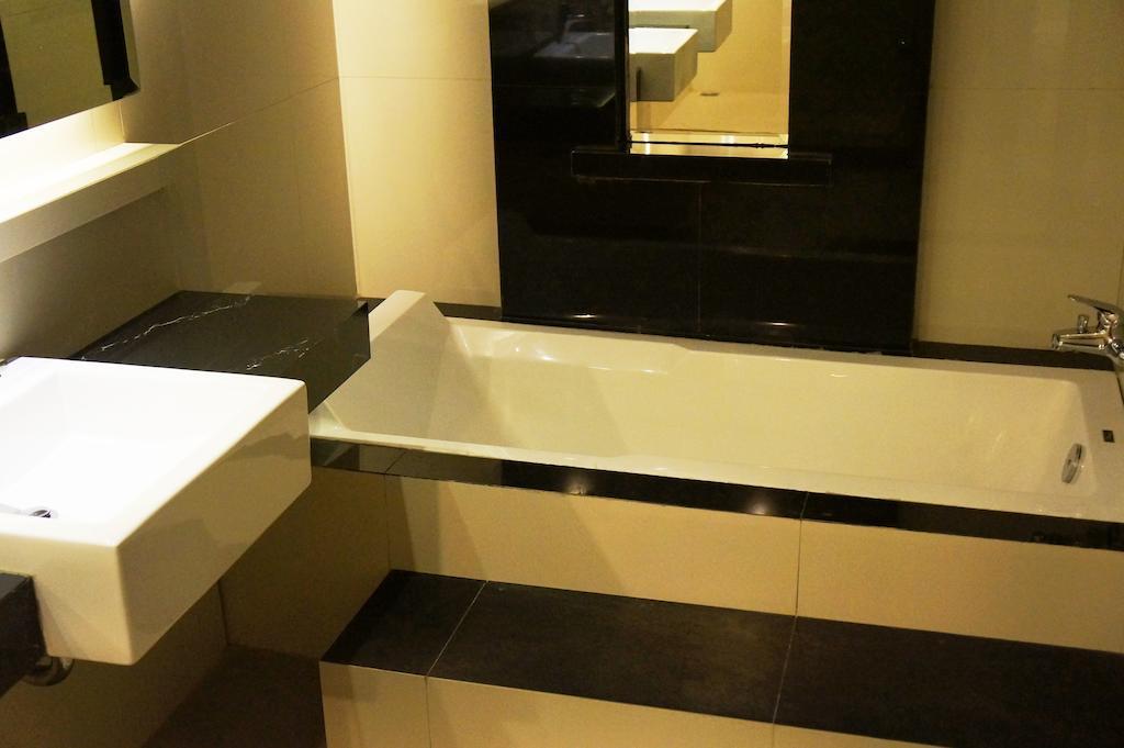 Ameera Hotel Pekanbaru Extérieur photo
